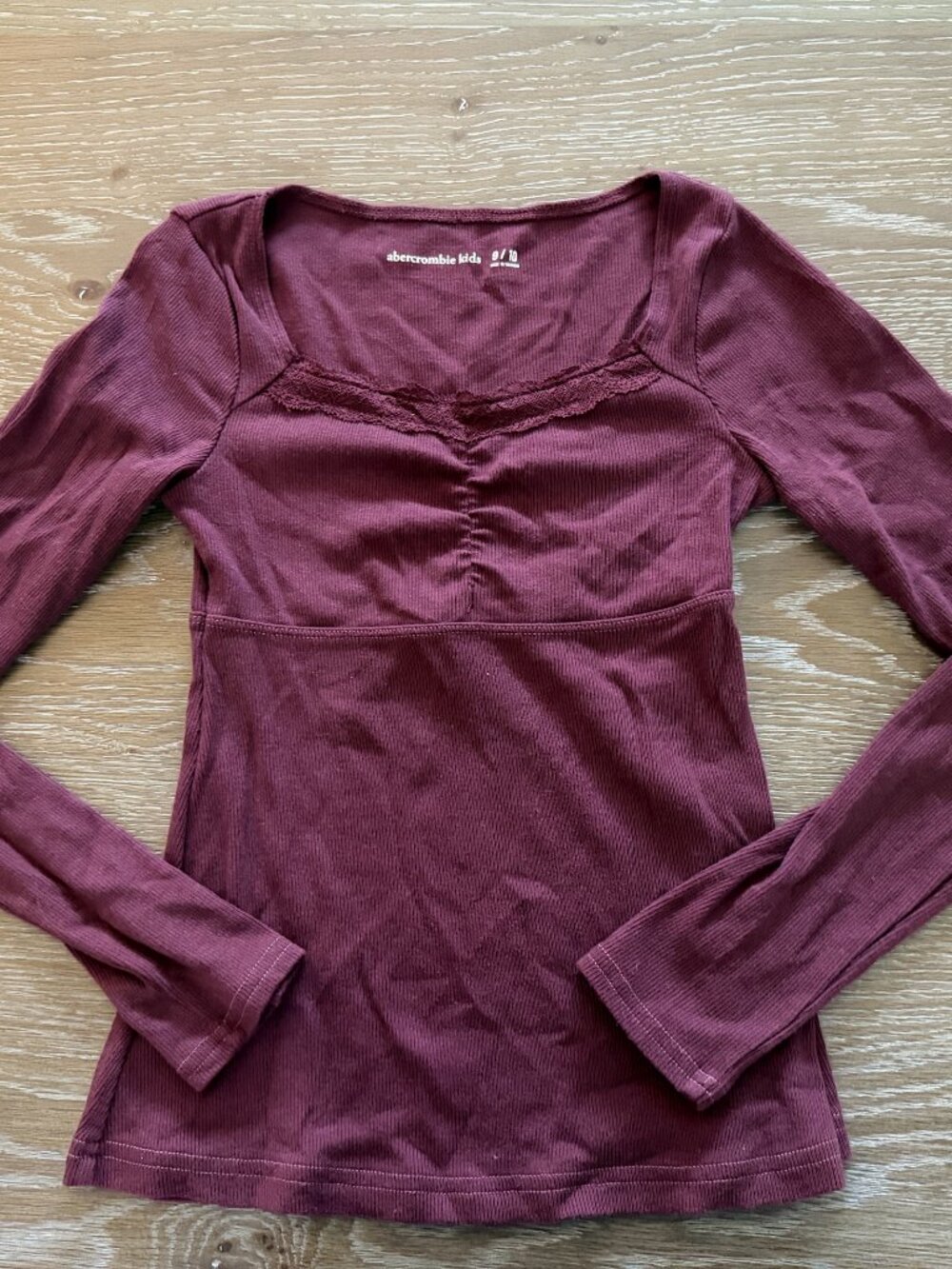 Girls Abercrombie Kids maroon/purple long sleeve ribbed lace babydoll shirt 9/10